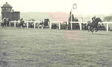 Mrs. Marie Oates horse winning the Cesarowich abt 1954.